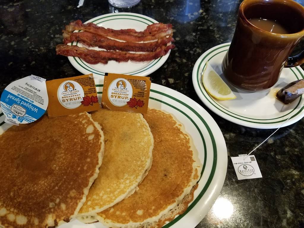 Johnnys Diner | restaurant | 104 S Semoran Blvd, Winter Park, FL 32792, USA | 4076776776 OR +1 407-677-6776