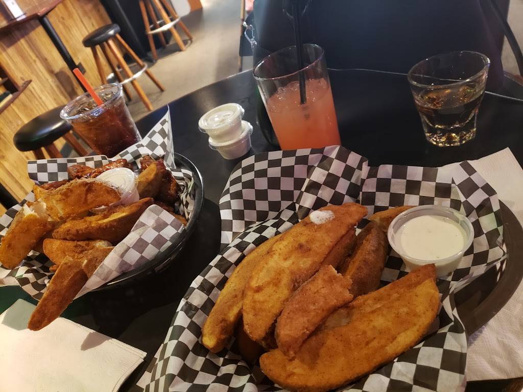 Black Star Pub & Grill | restaurant | 158 100th St S, Tacoma, WA 98444, USA | 2535356688 OR +1 253-535-6688