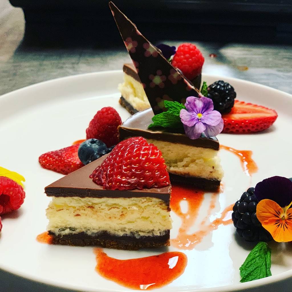 Chocolate Lab | restaurant | 2504 E Colfax Ave, Denver, CO 80206, USA | 7205365037 OR +1 720-536-5037