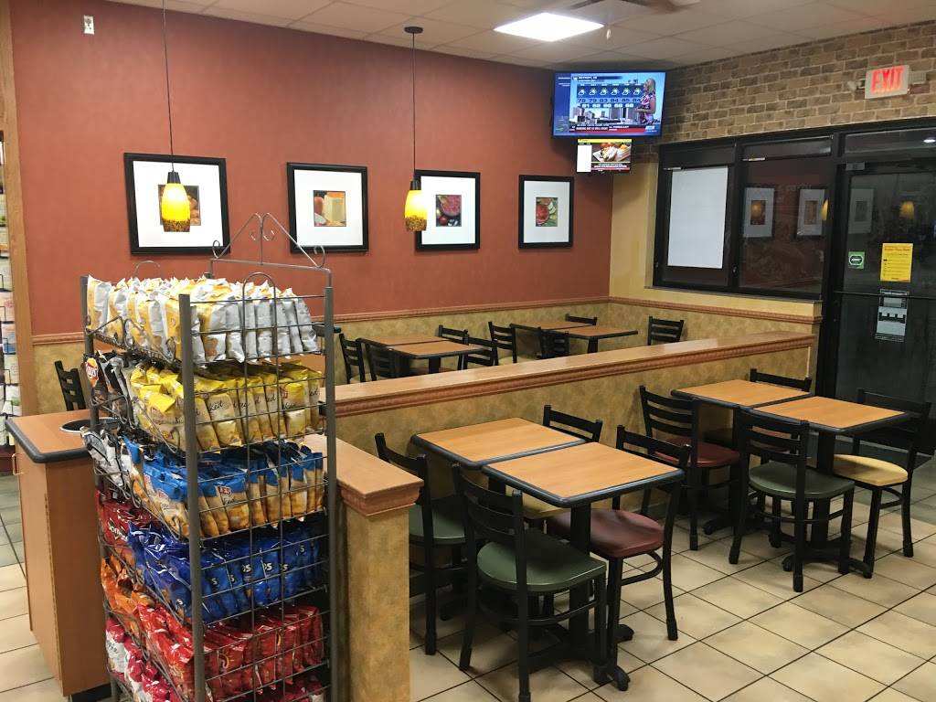 Subway | restaurant | 9155 HWY 321 N, Lenoir City, TN 37771, USA | 8659883198 OR +1 865-988-3198