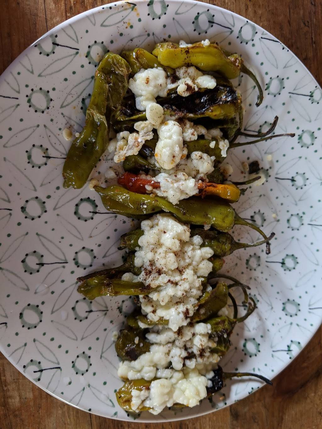 Sugar & Olives | restaurant | 21 1/2 Lois St, Norwalk, CT 06851, USA | 2034543663 OR +1 203-454-3663