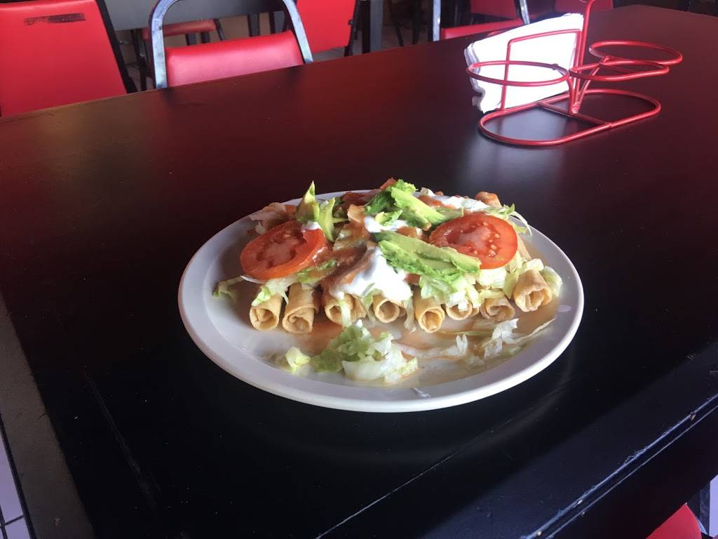 Pollos el Table | restaurant | Calz. del Tecnológico 13701 Local 6C, Col. Tomas Aquino, Indeco Universidad, 22414 Tijuana, B.C., Mexico | 016647991260 OR +52 664 799 1260