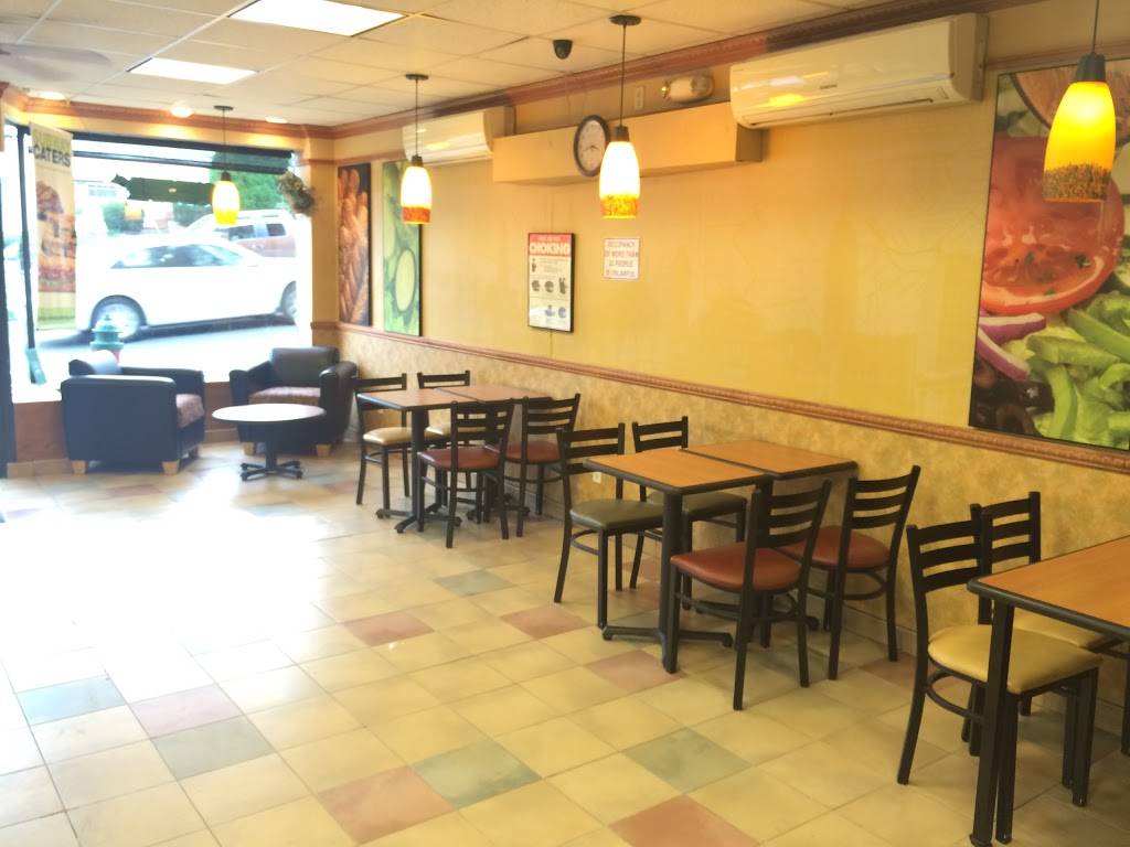 Subway Restaurants | restaurant | 1-13 South Bdwy, 10 Main St #2, Tarrytown, NY 10591, USA | 9146310612 OR +1 914-631-0612