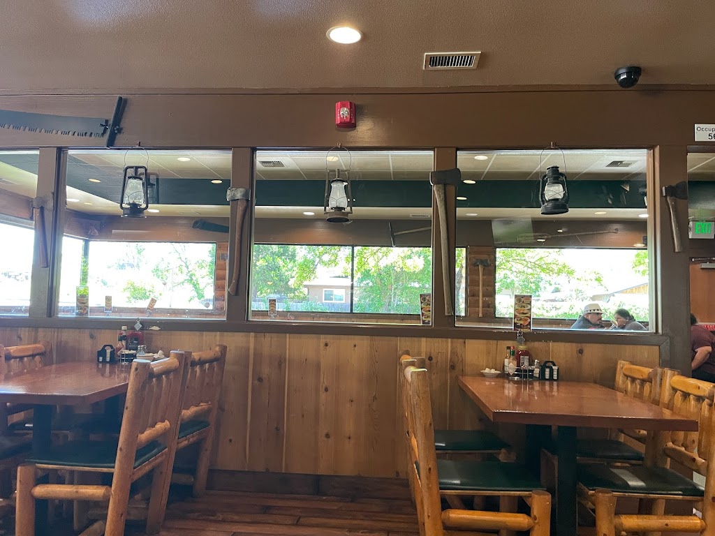 Lumberjacks Restaurant | restaurant | 1740 S Main St, Willits, CA 95490, USA | 7074560300 OR +1 707-456-0300