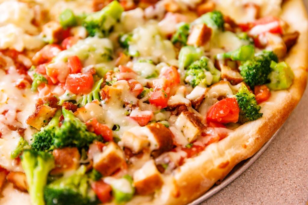 Capios Pizzeria & Restaurant | restaurant | 1259 Middle Country Rd, Middle Island, NY 11953, USA | 6313455454 OR +1 631-345-5454