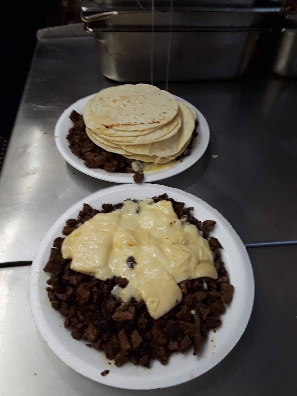 El Forastero | restaurant | 610 Little York Rd, Houston, TX 77076, USA | 8328820164 OR +1 832-882-0164