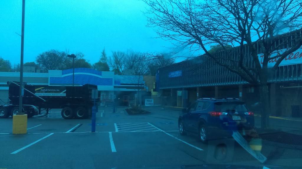 Dunkin | bakery | 550 Adams St, Quincy, MA 02169, USA | 6177730795 OR +1 617-773-0795