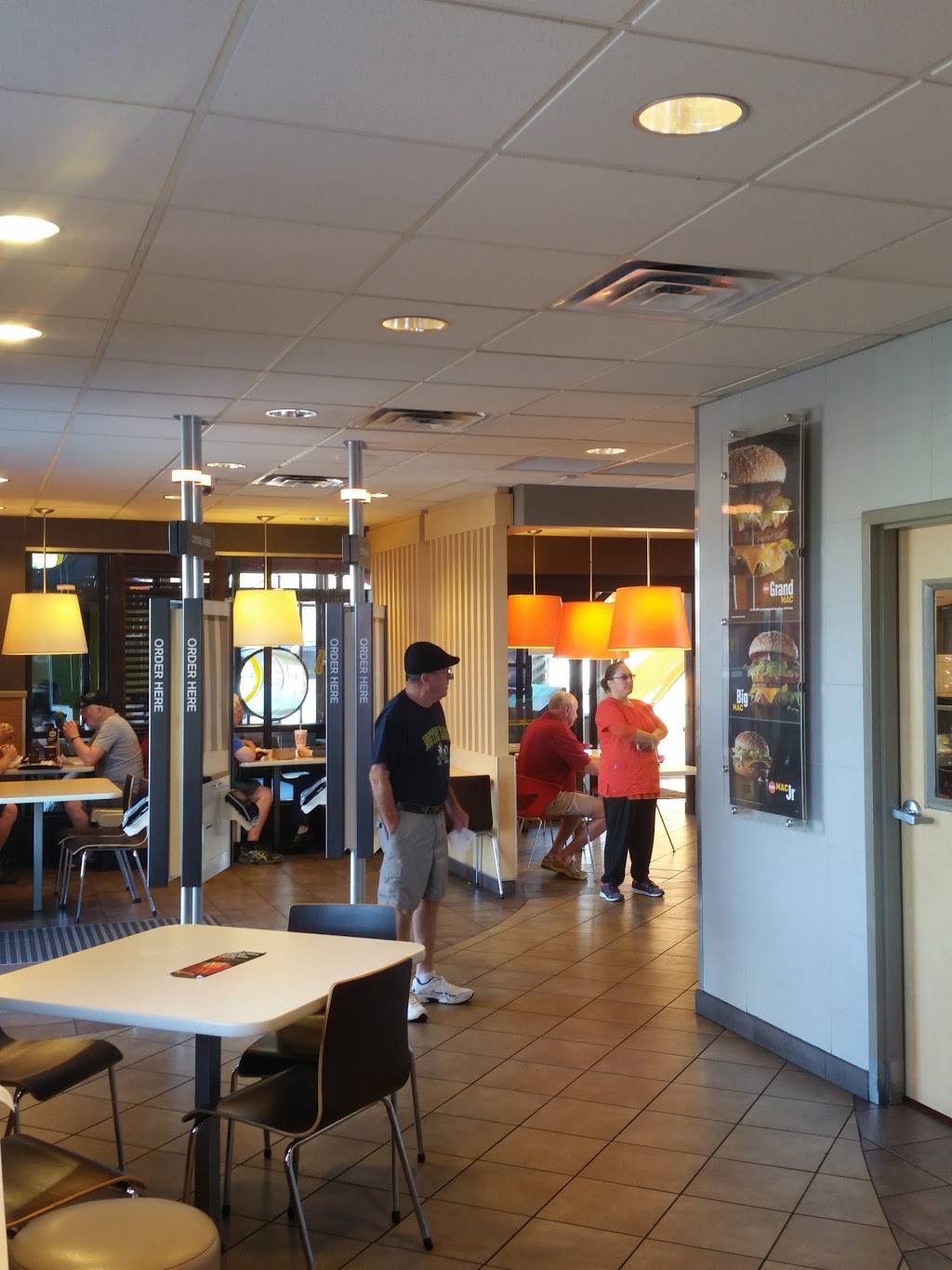 McDonalds | cafe | 3631 State Hwy 684 W, Bradenton, FL 34210, USA | 9417569882 OR +1 941-756-9882