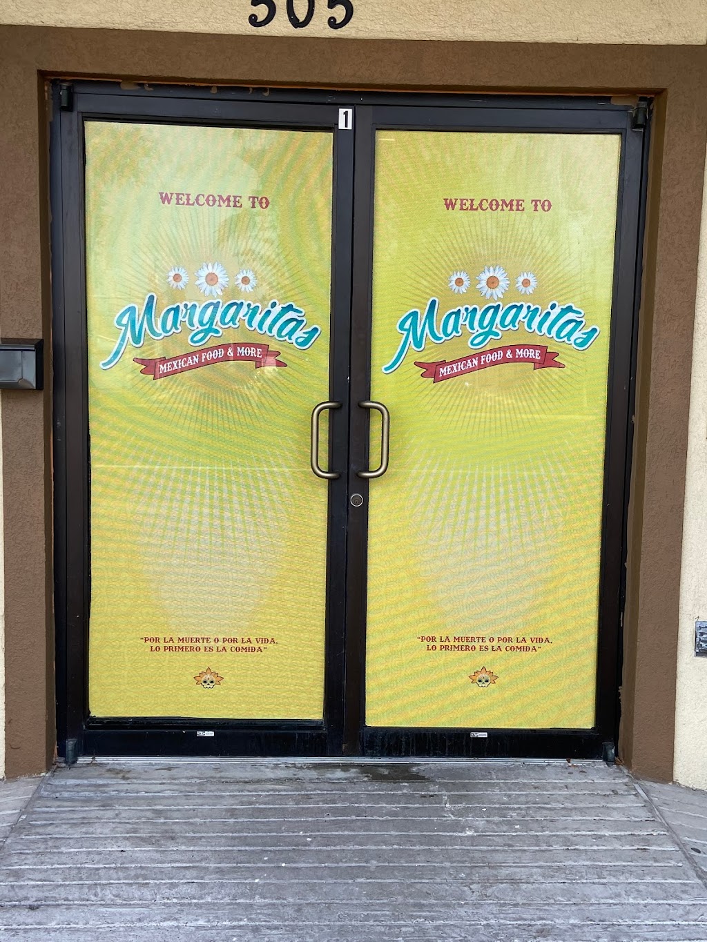 Margaritas Mexican Food and More | restaurant | 505 W Elizabeth St, Brownsville, TX 78520, USA | 9565180875 OR +1 956-518-0875