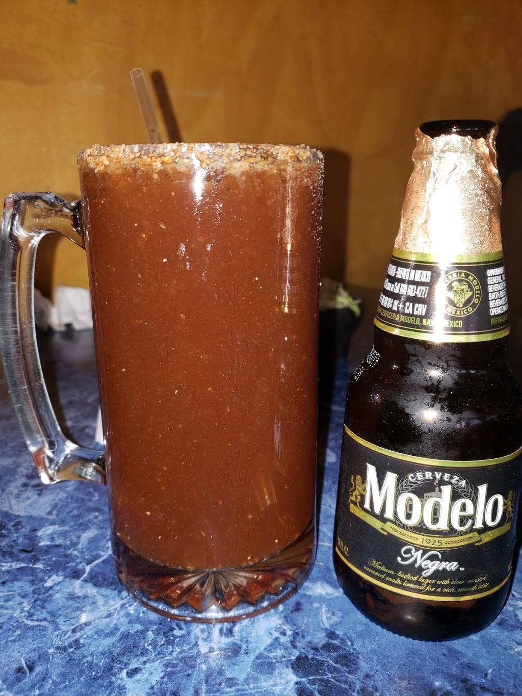 Mariscos La Serenata VIP | restaurant | 19265 Roscoe Blvd, Northridge, CA 91324, USA | 8189931404 OR +1 818-993-1404