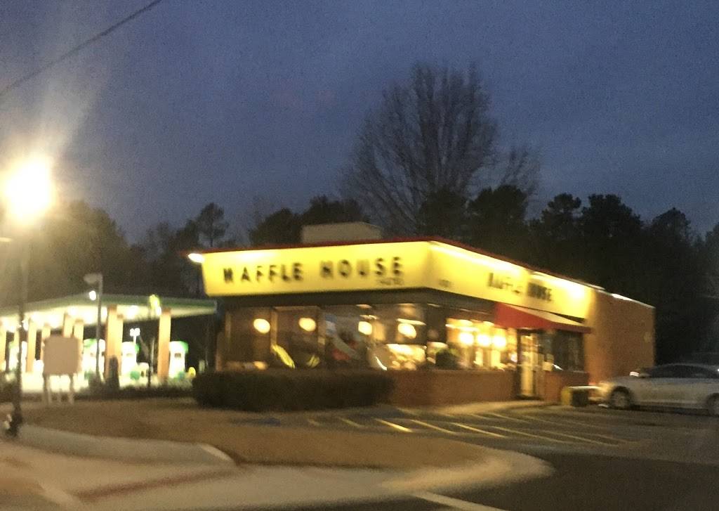 Waffle House | meal takeaway | 1470 Holcomb Bridge Rd, Roswell, GA 30076, USA | 7706434992 OR +1 770-643-4992