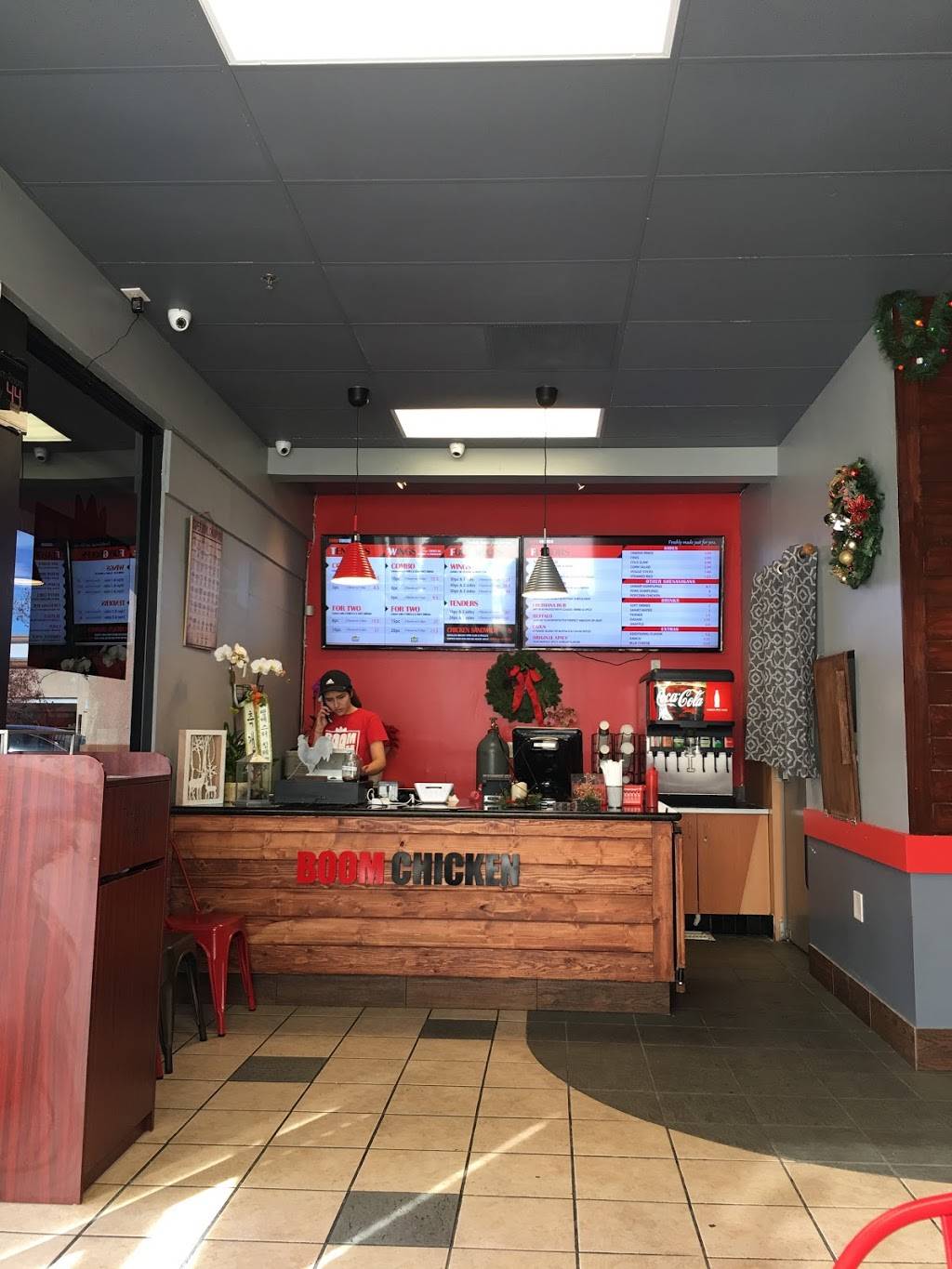 Boom Chicken | restaurant | 1063 E Ave. J #101, Lancaster, CA 93535, USA | 6615799892 OR +1 661-579-9892