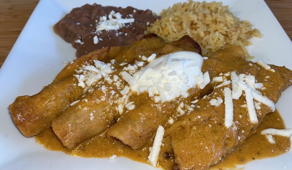 La Casona Del Cielo | restaurant | 44400 US-101, Laytonville, CA 95454, USA | 7079848226 OR +1 707-984-8226