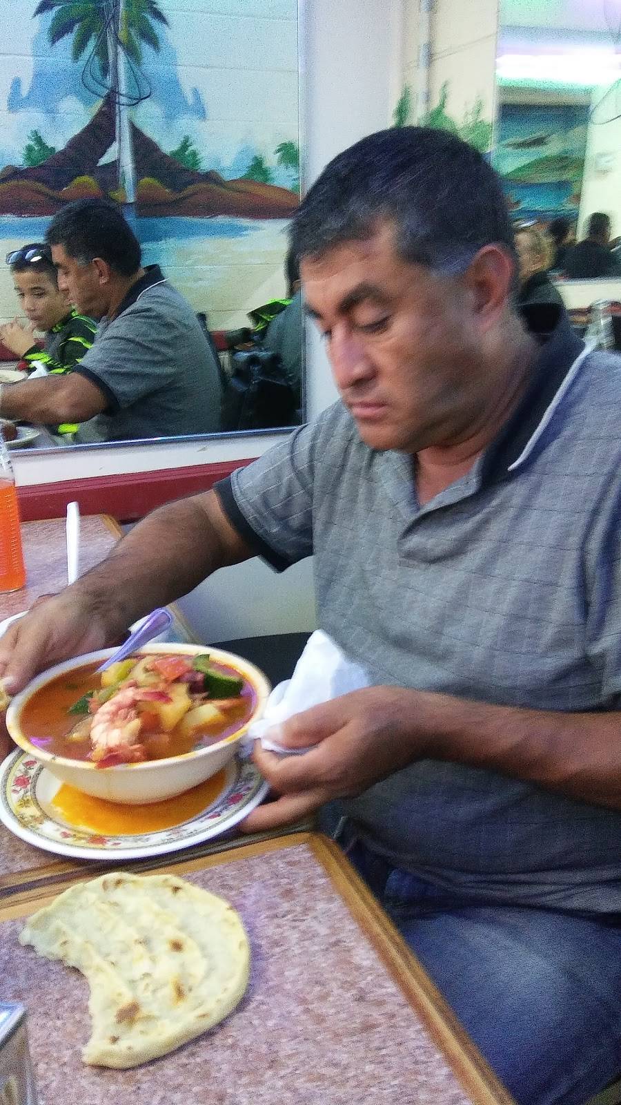 Costa Del Sol Pupuseria | restaurant | 11203 Glenoaks Blvd #7, Pacoima, CA 91331, USA | 8188995975 OR +1 818-899-5975