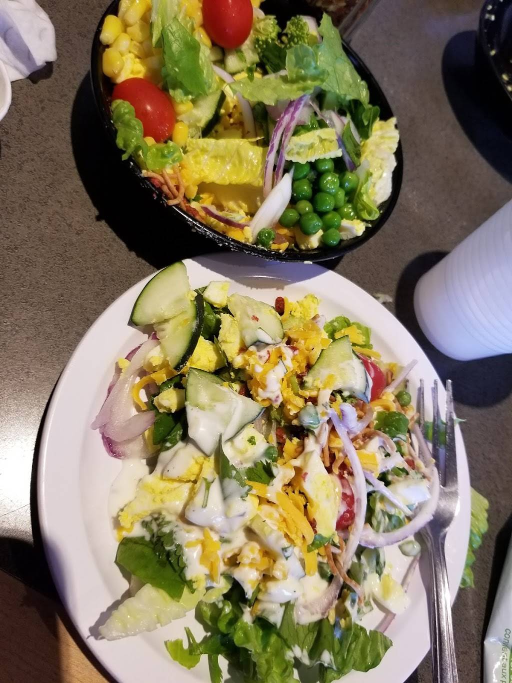 Toppers Pizza | restaurant | 2701 Peninsula Rd, Oxnard, CA 93035, USA | 8053854444 OR +1 805-385-4444