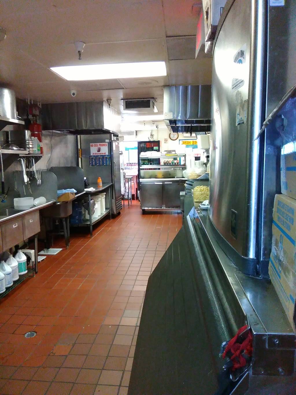 Albertos Mexican Food | restaurant | 6020, 4449 Mission Blvd, Montclair, CA 91763, USA | 9095900194 OR +1 909-590-0194