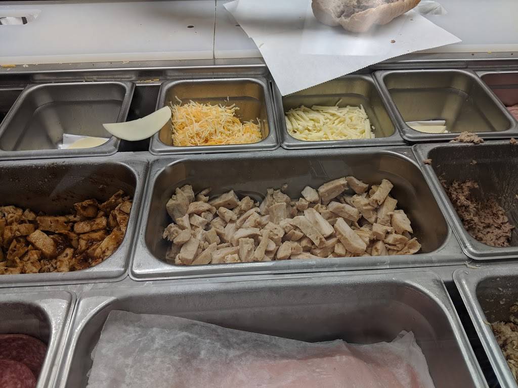 Subway | meal takeaway | 41-1537 Kalanianaʻole Hwy Suite 8, Waimānalo, HI 96795, USA | 8086005086 OR +1 808-600-5086