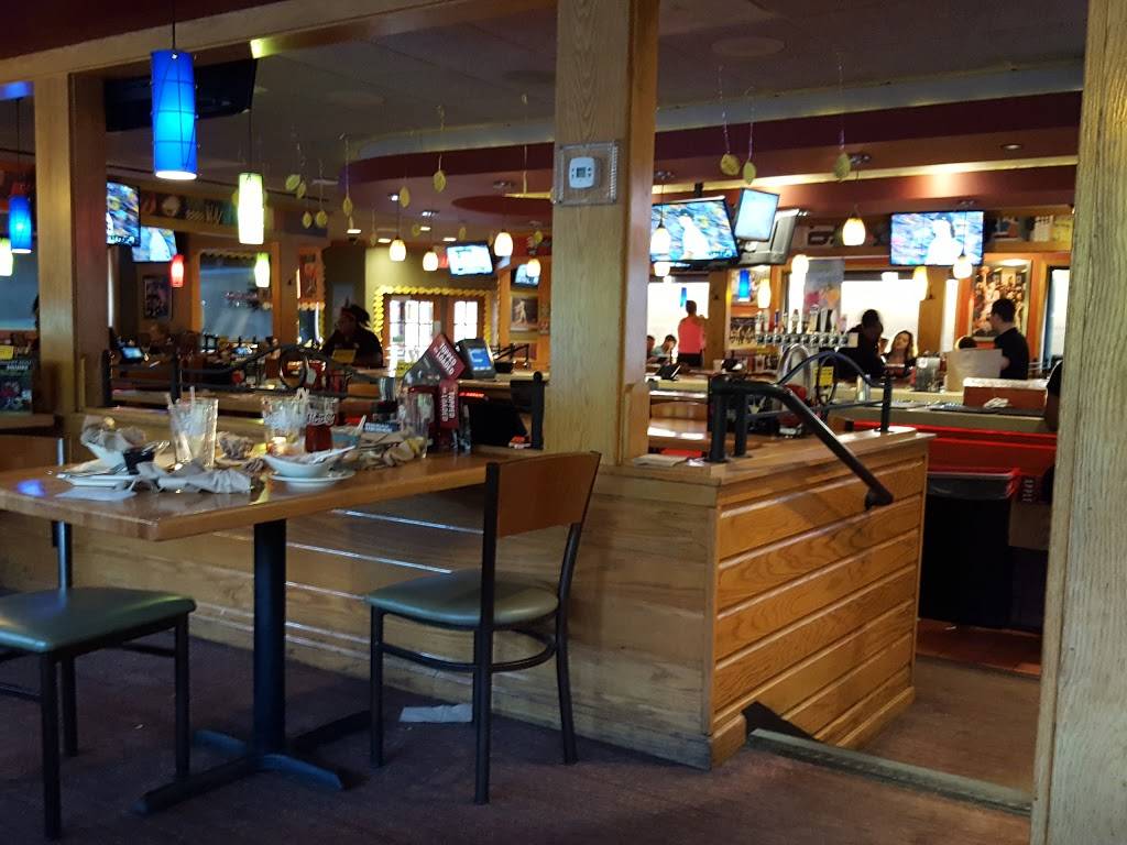 Applebees Grill + Bar | restaurant | 1601 South Braddock Avenue Edgewood Towne Centre, Pittsburgh, PA 15218, USA | 4127319782 OR +1 412-731-9782