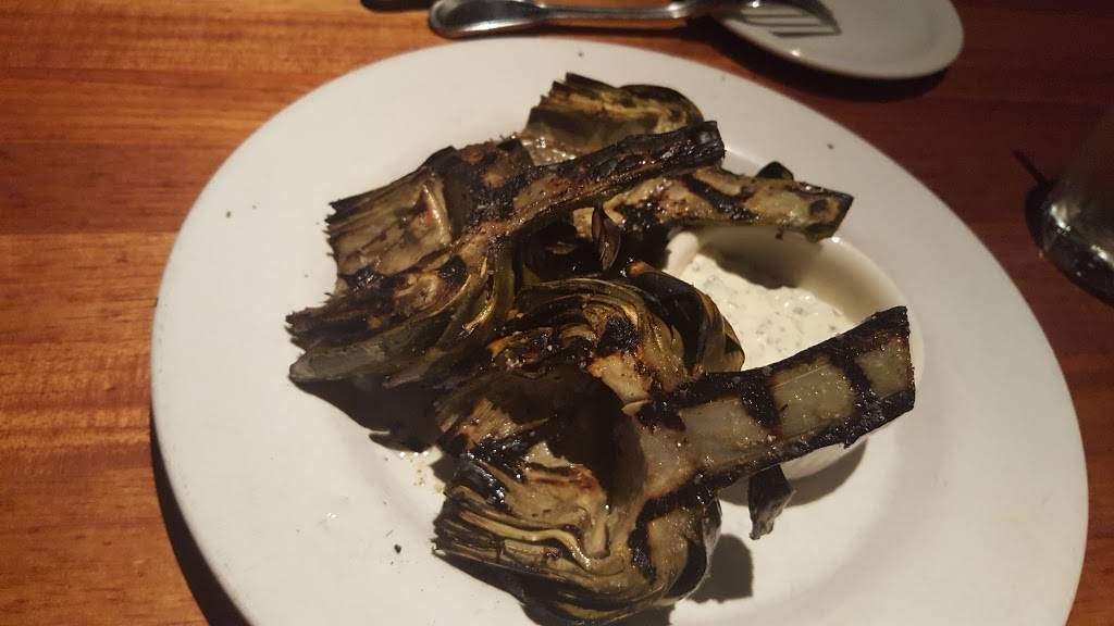 Houstons | restaurant | 3539 Northside Pkwy NW, Atlanta, GA 30327, USA | 4042627130 OR +1 404-262-7130