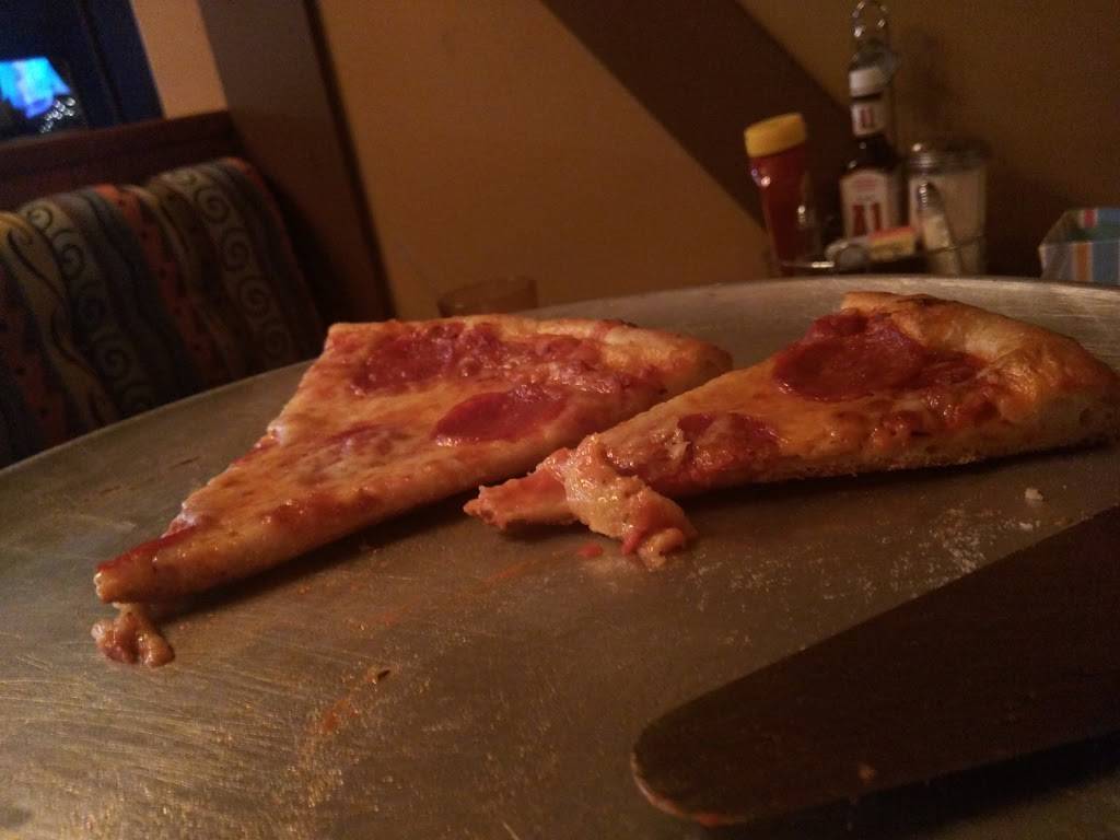 Schnitzelbank Restaurant | restaurant | 1170 Main St, Plain, WI 53577, USA | 6085461110 OR +1 608-546-1110