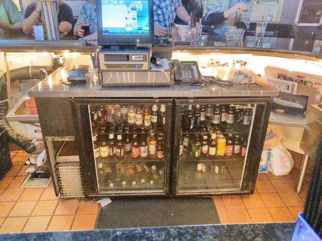 Grand Tavern | restaurant | 35450 Grand River Ave, Farmington, MI 48335, USA | 2484765700 OR +1 248-476-5700