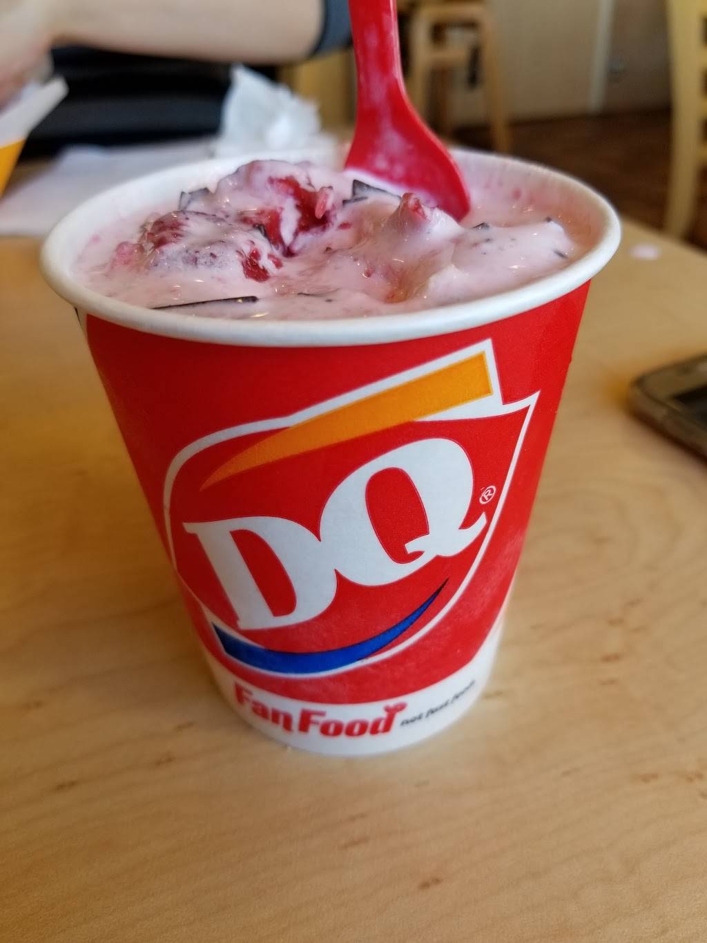 Dairy Queen Grill & Chill | restaurant | 402 E Market St, Johnson City, TN 37601, USA | 4239268421 OR +1 423-926-8421