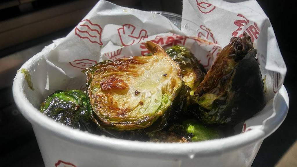 Smashburger | restaurant | 9168 S Yale Ave Suite 100, Tulsa, OK 74137, USA | 5397771755 OR +1 539-777-1755