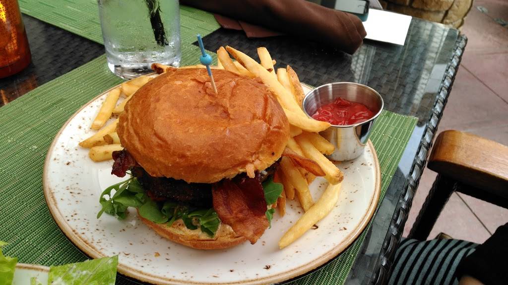 Shades Restaurant | restaurant | Hilton Waterfront Beach Resort, 21100 Pacific Coast Hwy, Huntington Beach, CA 92648, USA | 7148458000 OR +1 714-845-8000