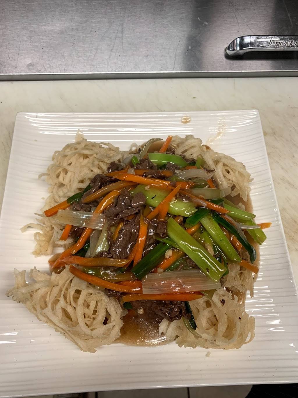 PHO YEN | restaurant | 2422 St Clair Ave W, Toronto, ON M6N 1L2, Canada | 4169016896 OR +1 416-901-6896