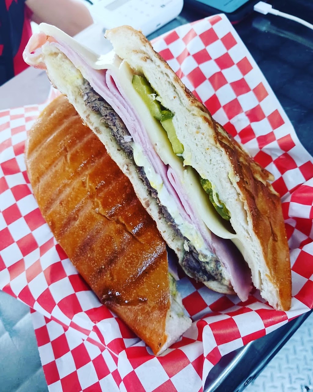 AAzucar Cuban Food | restaurant | 23242 FM1314, Porter, TX 77365, USA | 8329956506 OR +1 832-995-6506