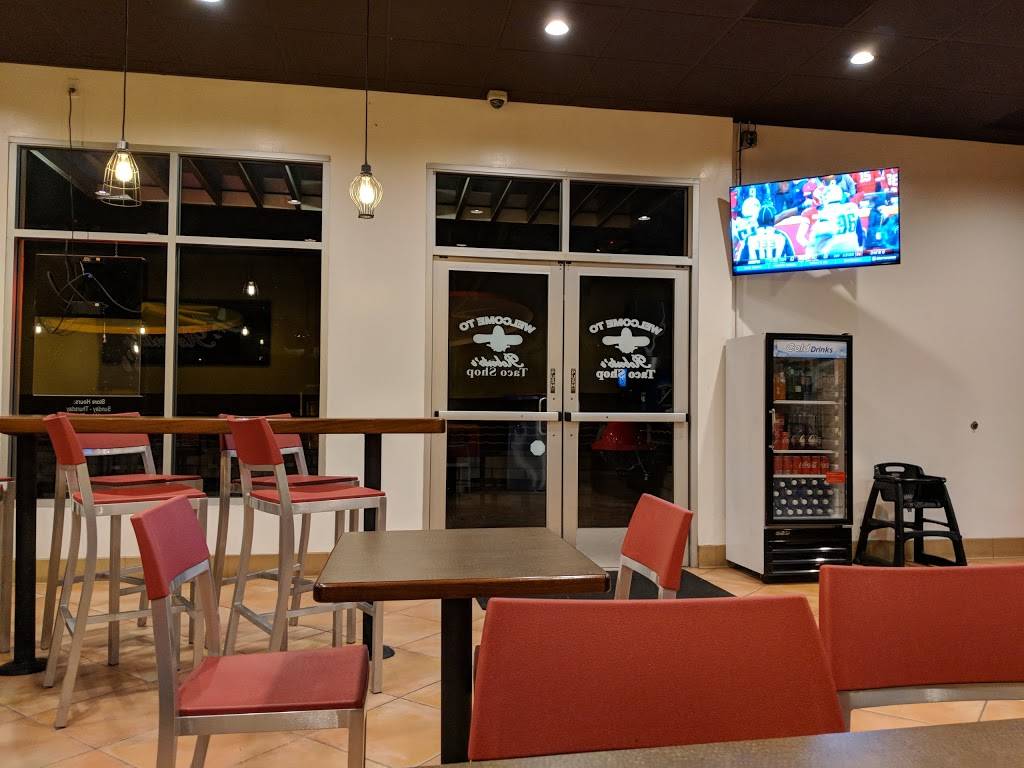 Robertos Taco Shop | restaurant | 7710 Hazard Center Dr, San Diego, CA 92108, USA | 6194910059 OR +1 619-491-0059