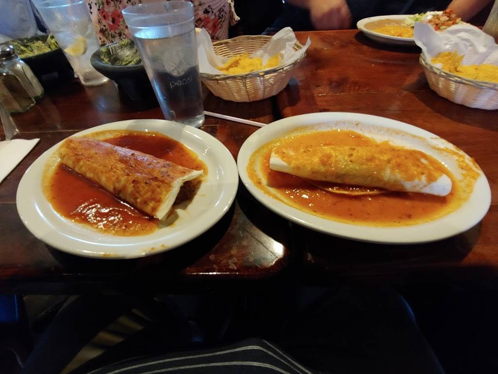 Tios Bar & Grill | restaurant | 1135 Herschel Bess Blvd, Poplar Bluff, MO 63901, USA | 5737780217 OR +1 573-778-0217