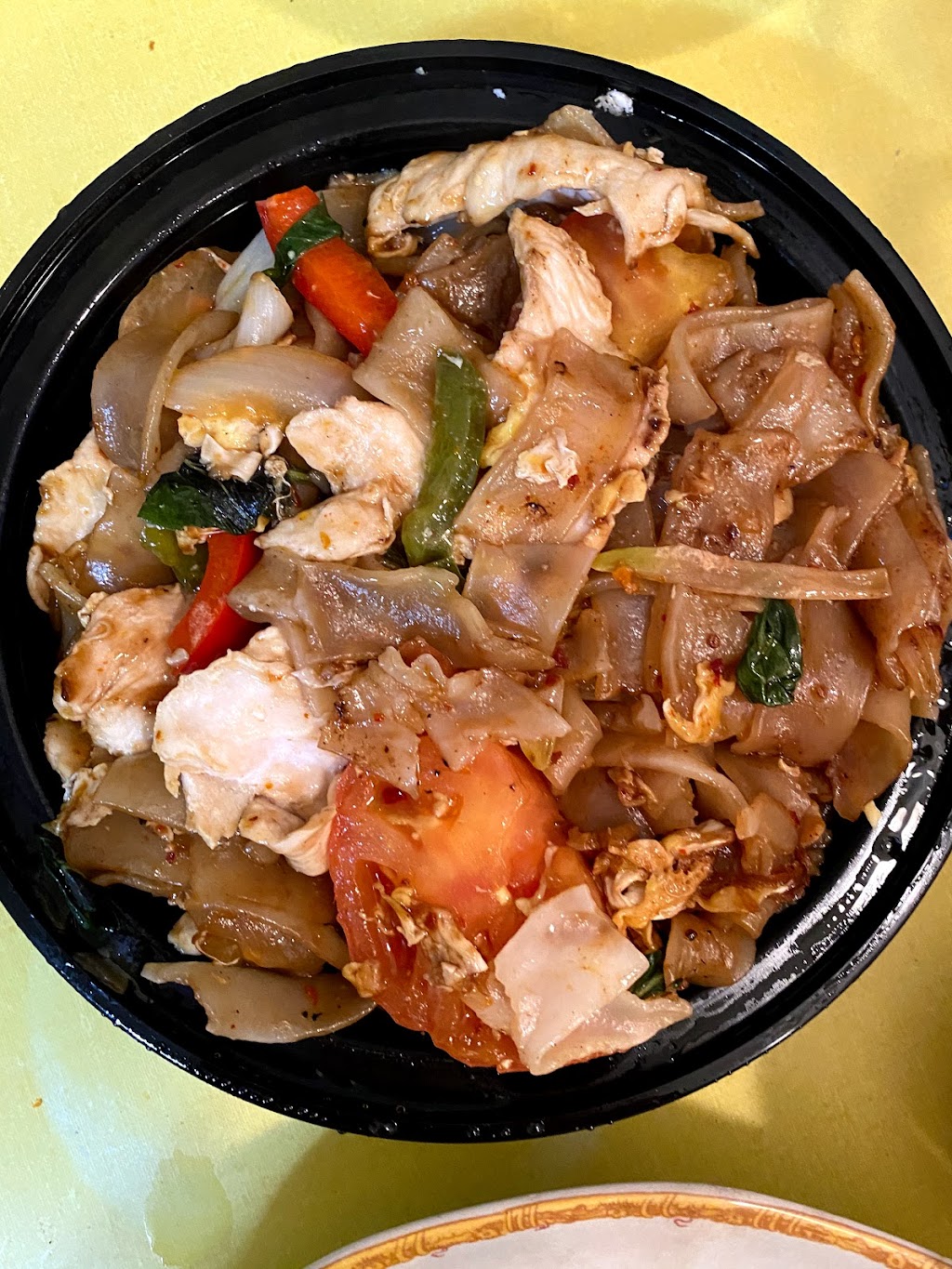 Bangkok Bistro | restaurant | 433 Washington St, Brighton, MA 02135, USA | 6179034085 OR +1 617-903-4085