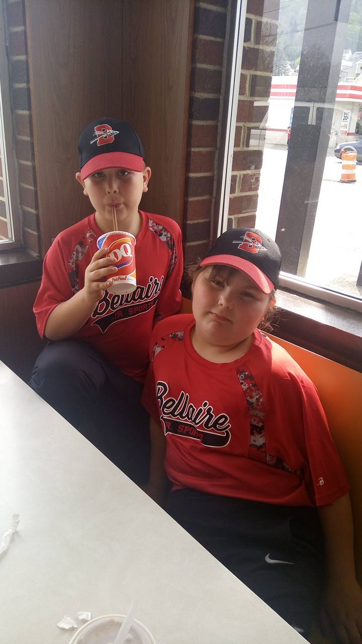 Dairy Queen | restaurant | 3898 Noble St, Bellaire, OH 43906, USA | 7406762508 OR +1 740-676-2508