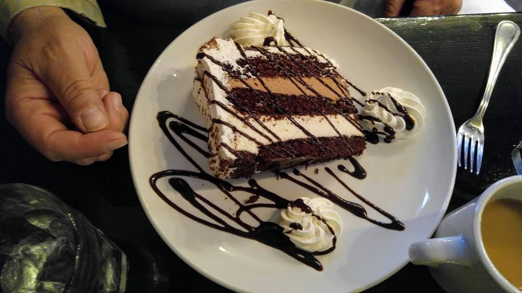 Ryan Christophers BYOB | restaurant | 245 Woodbine Ave, Narberth, PA 19072, USA | 6106649282 OR +1 610-664-9282