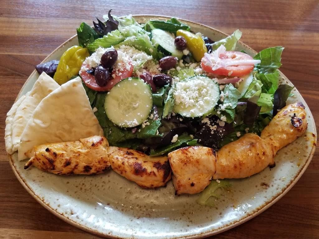 Luna Grill | restaurant | University Center, 4143 Campus Dr C195, Irvine, CA 92612, USA | 9498612667 OR +1 949-861-2667