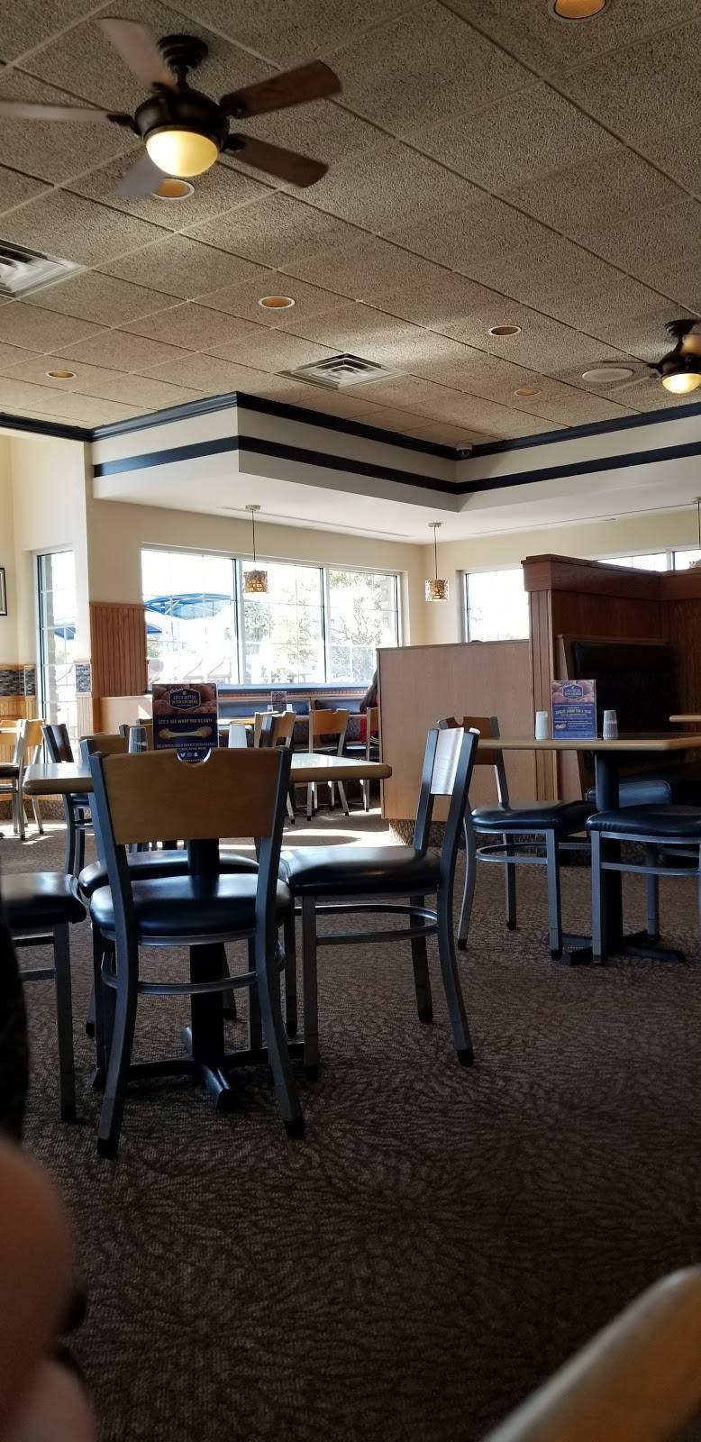 Culvers | restaurant | 1086 W Fond Du Lac St, Ripon, WI 54971, USA | 9207488099 OR +1 920-748-8099