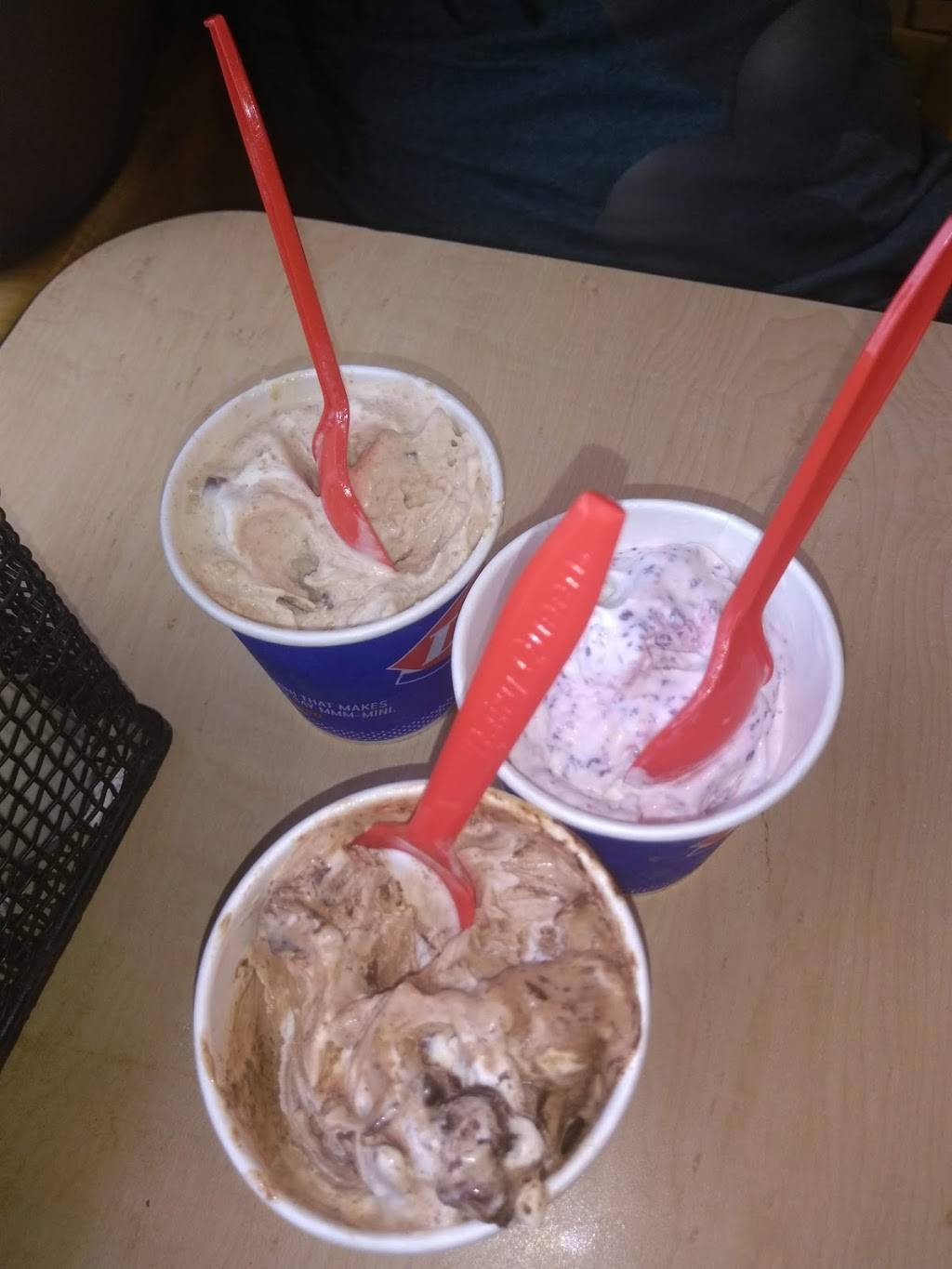 Dairy Queen Grill & Chill | restaurant | 2058 Portland Ave, Louisville, KY 40203, USA | 5027745565 OR +1 502-774-5565