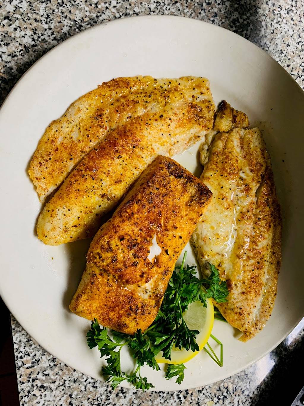 Romas Cafe | restaurant | 10515 York Rd, Cockeysville, MD 21030, USA | 4106286565 OR +1 410-628-6565