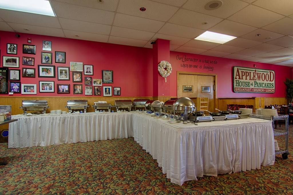 Applewood House of Pancakes | restaurant | 14361 Ocean Hwy, Pawleys Island, SC 29585, USA | 8439791022 OR +1 843-979-1022