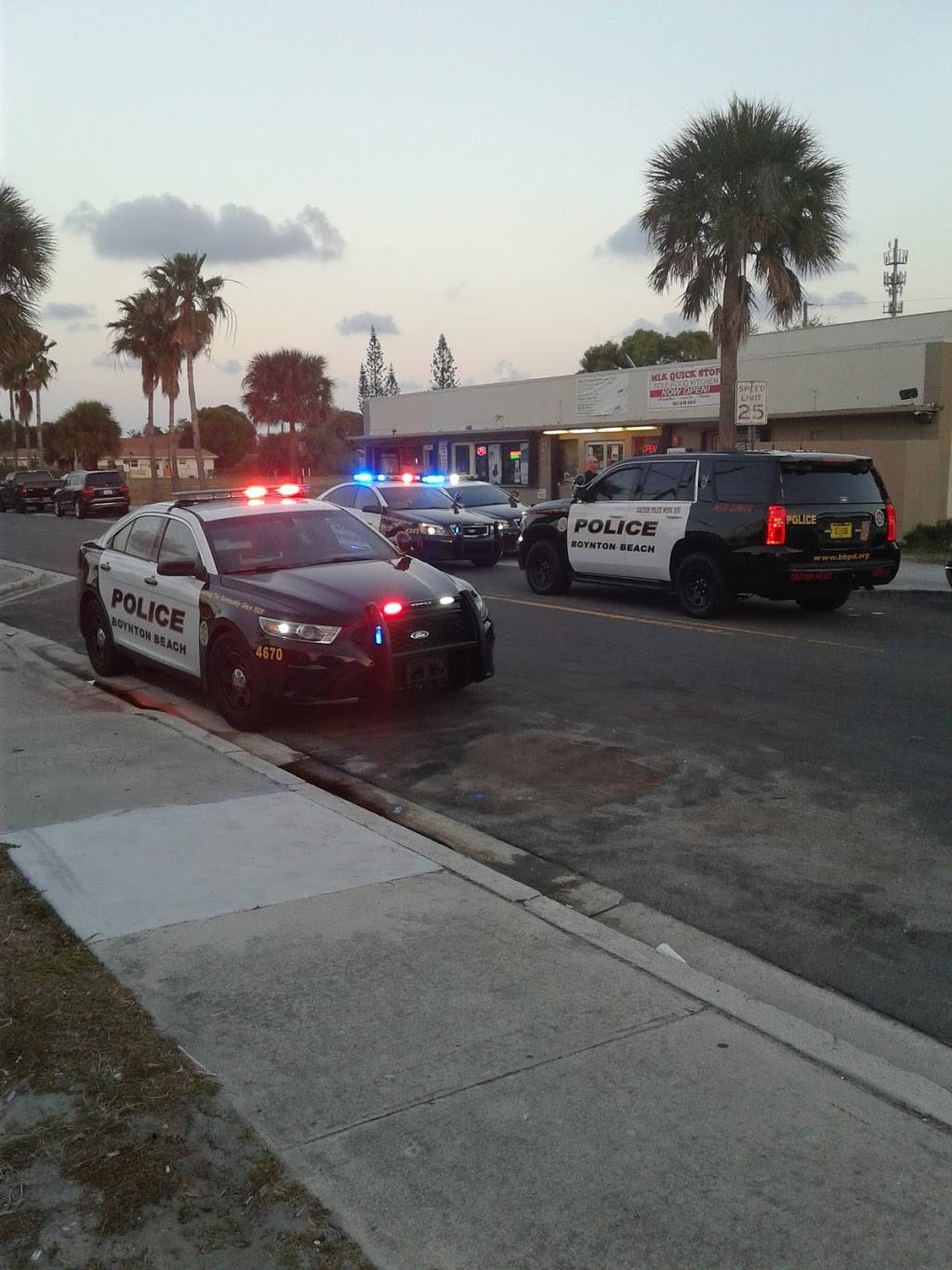 Robinson BBQ | restaurant | 132 Martin Luther King Jr Blvd, Boynton Beach, FL 33435, USA | 5617381155 OR +1 561-738-1155