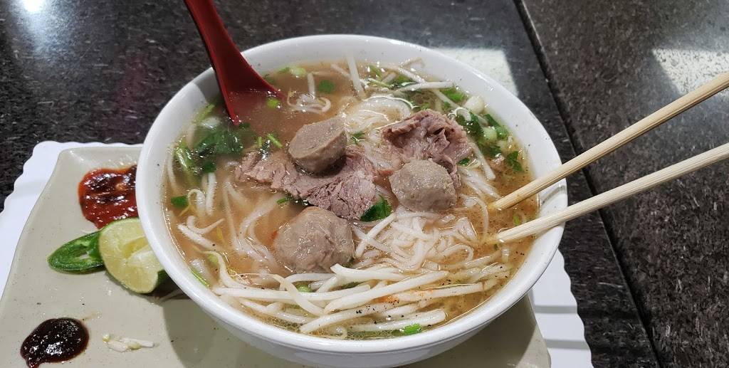 Phở Quốc Hương | restaurant | 13912 Brookhurst St, Garden Grove, CA 92843, USA | 7145301143 OR +1 714-530-1143