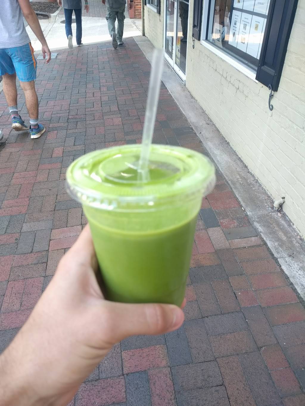 UpDog Smoothies & Juices | cafe | 107 Church St, Marietta, GA 30060, USA | 4049817522 OR +1 404-981-7522