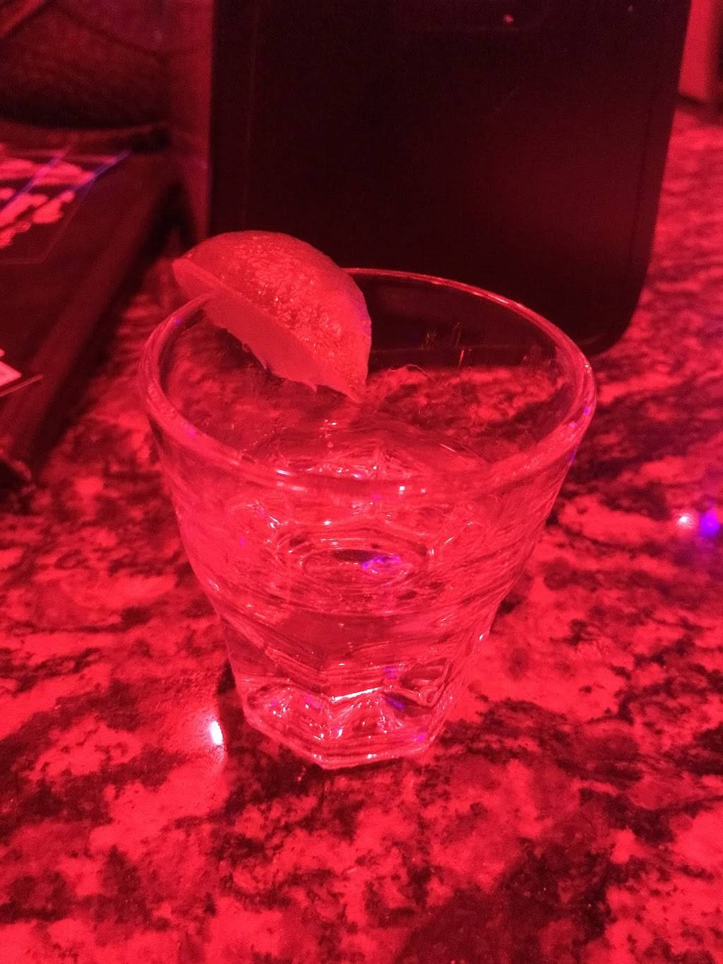 Sams Hofbrau | restaurant | 1751 E Olympic Blvd, Los Angeles, CA 90021, USA | 2136233989 OR +1 213-623-3989