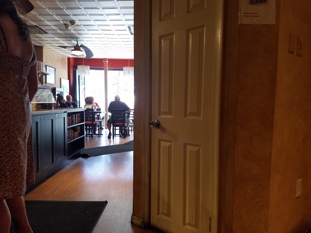 Gia Gelato & Cafe | restaurant | 281 Newark Ave, Jersey City, NJ 07302, USA | 2012160555 OR +1 201-216-0555