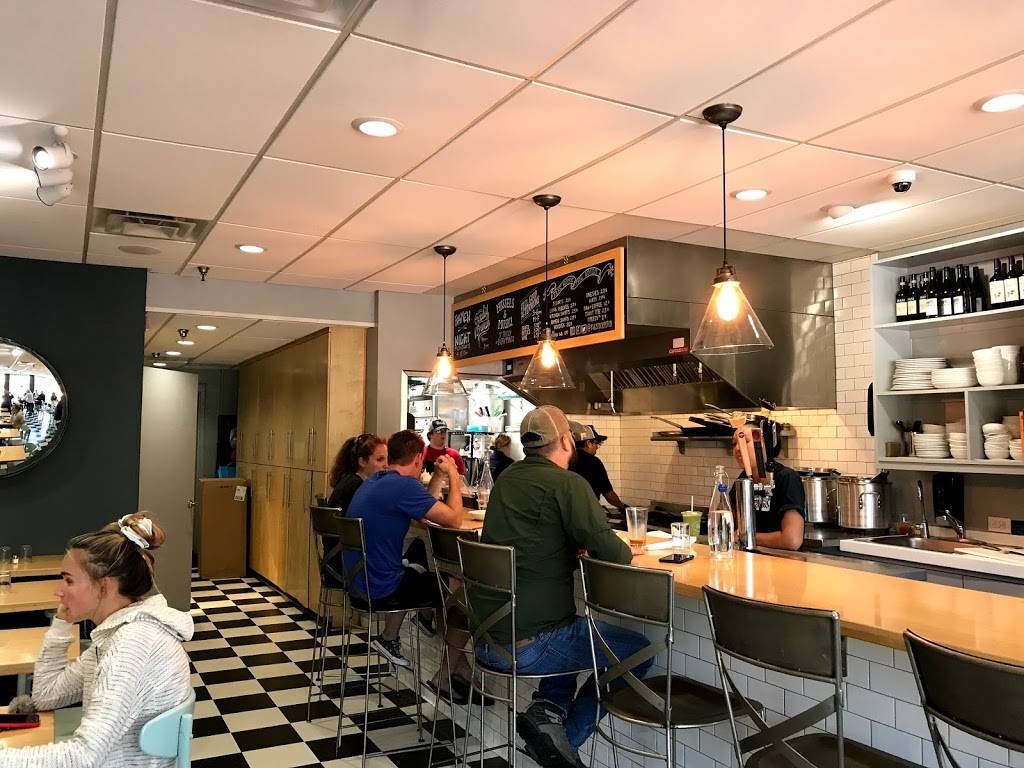 The Stockpot | restaurant | 700 19th St #106, Virginia Beach, VA 23451, USA | 7579957197 OR +1 757-995-7197