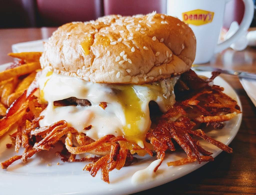 Dennys | restaurant | 601 Hegenberger Rd, Oakland, CA 94621, USA | 5106389632 OR +1 510-638-9632