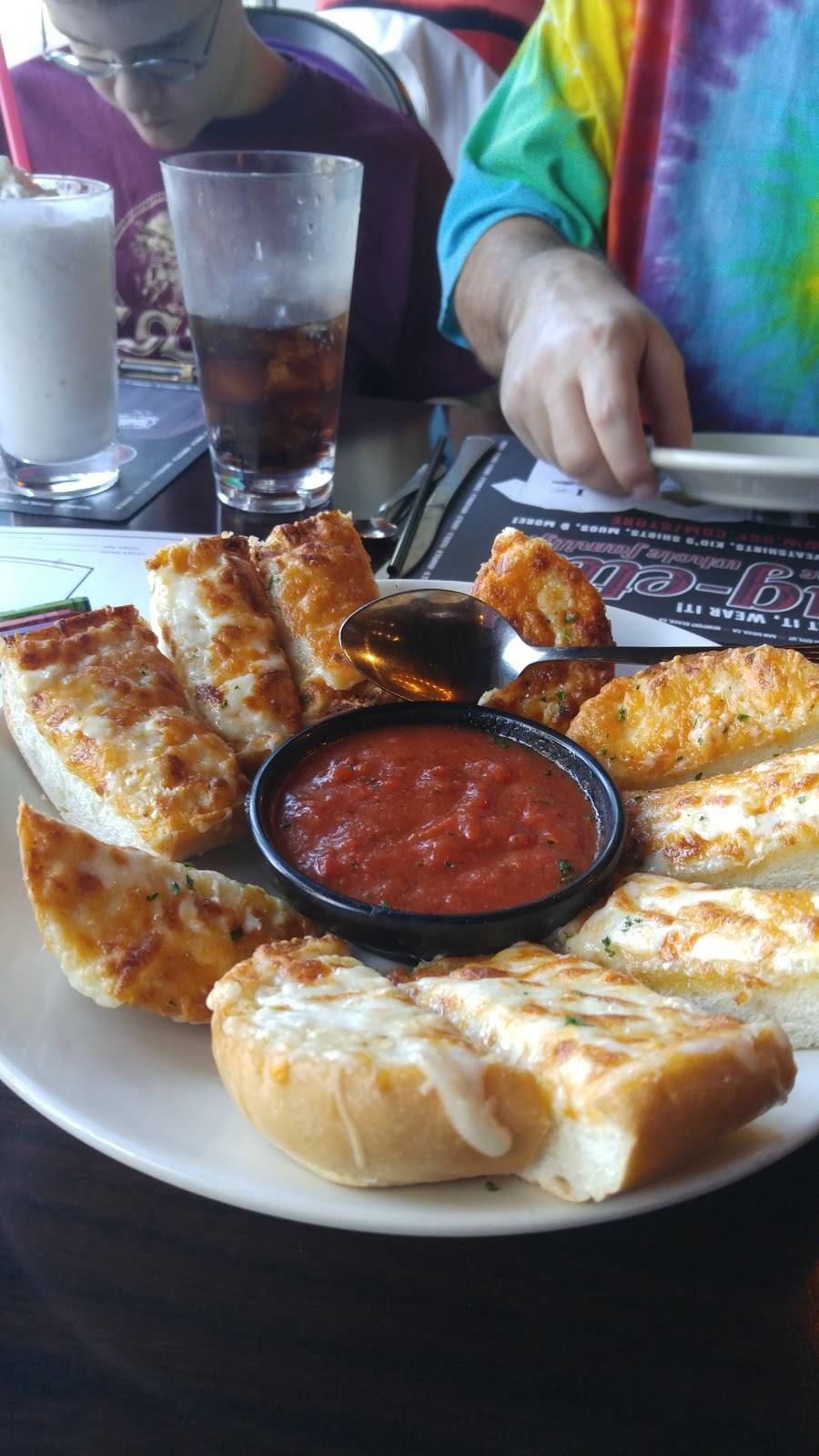 The Old Spaghetti Factory | restaurant | 1250 Pacific Ave #101, Tacoma, WA 98402, USA | 2533832214 OR +1 253-383-2214