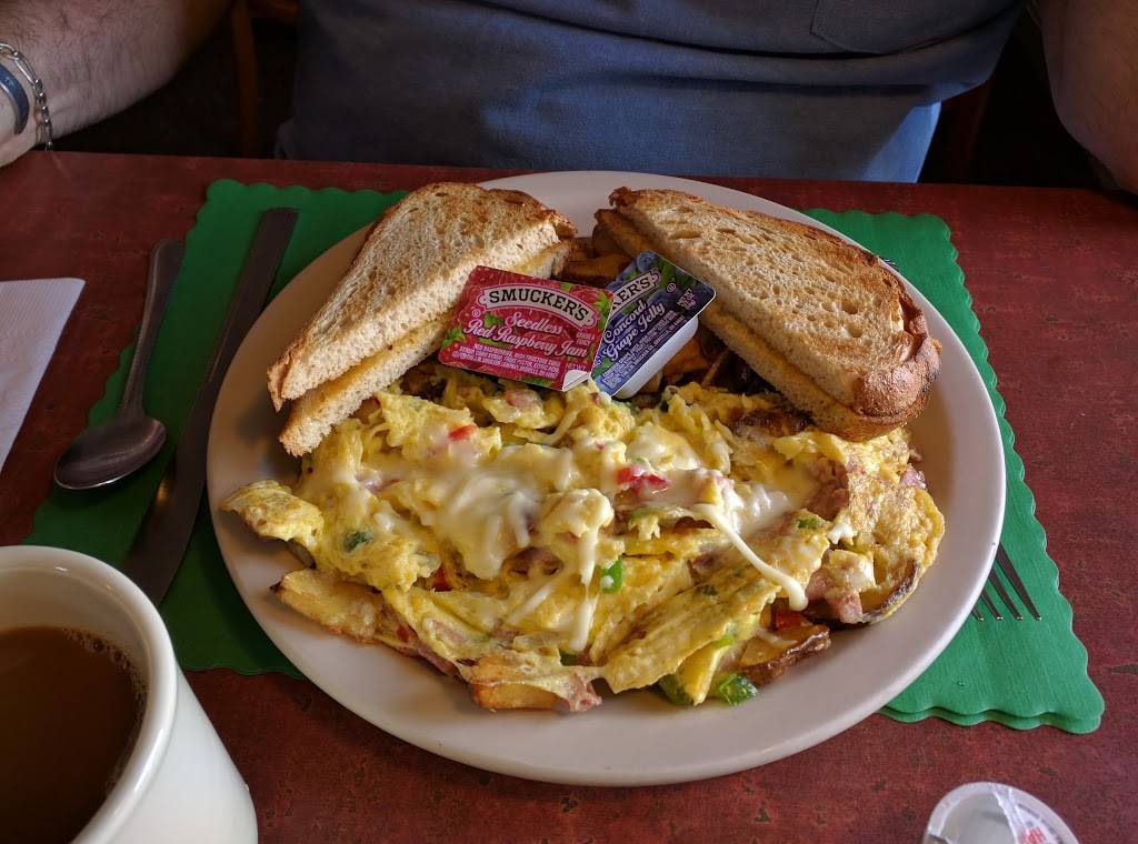 Roses Restaurant | restaurant | 160 Housatonic St, Lee, MA 01238, USA | 4132433333 OR +1 413-243-3333