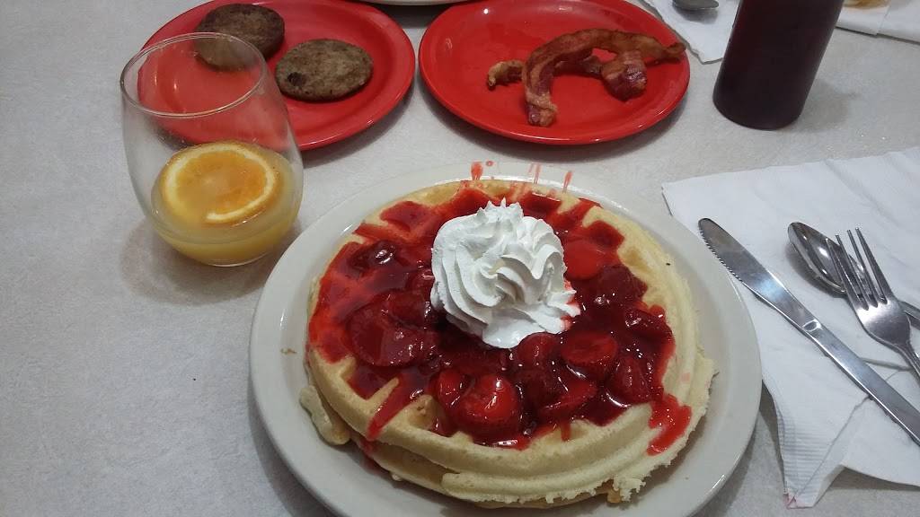 Hometown Grill and Buffet | restaurant | 30 Sangers Ln, Staunton, VA 24401, USA | 5408852200 OR +1 540-885-2200